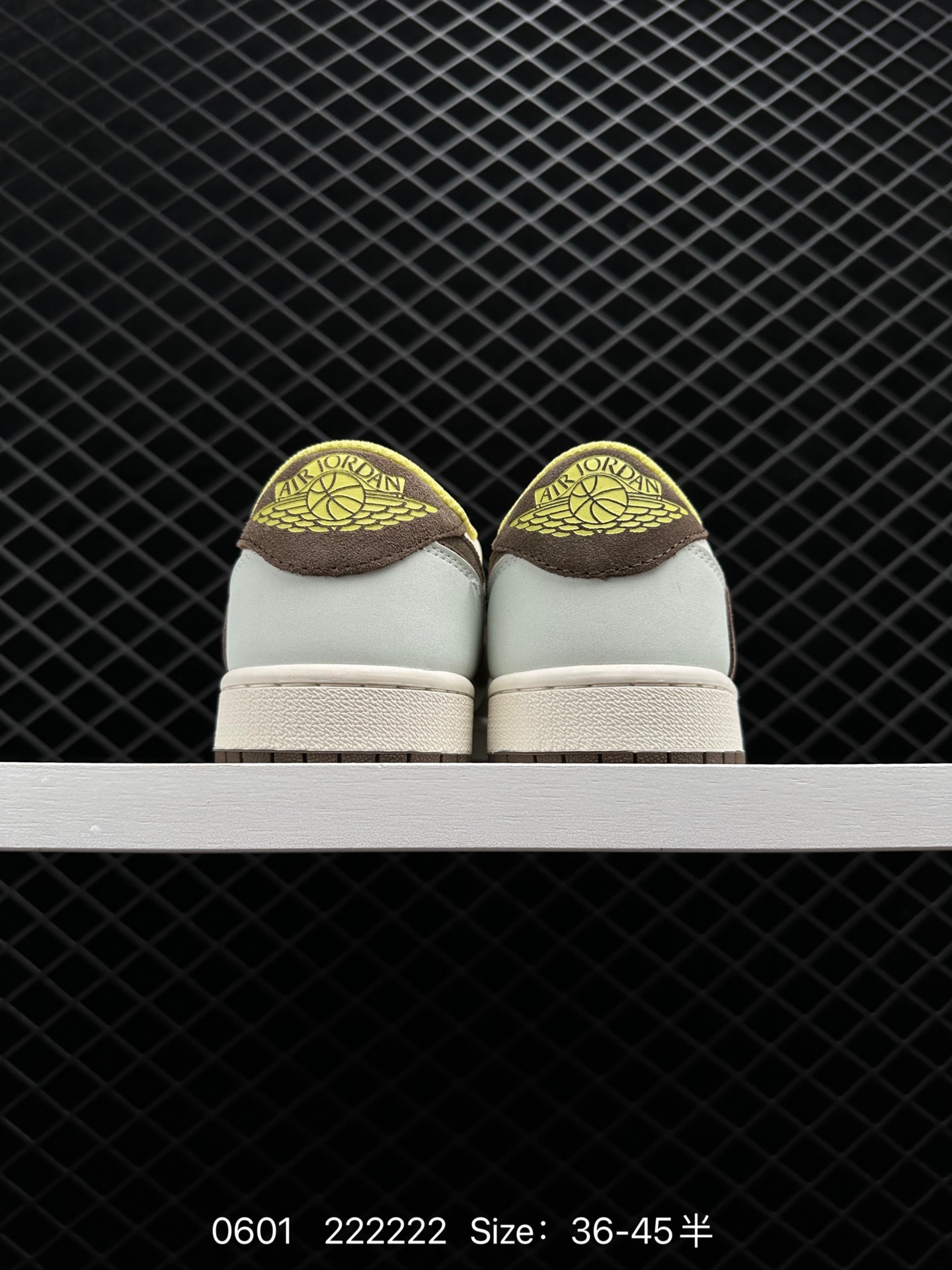 Travis Scott x Air Jordan 1 